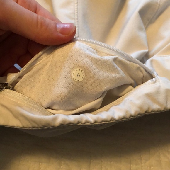 Lululemon white shorts with lace detailing - Picture 3 of 3